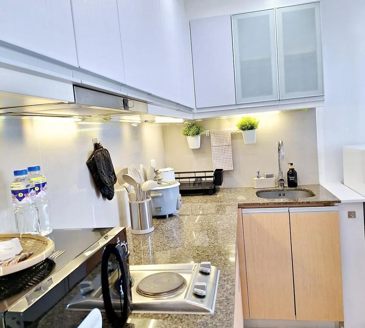 Luxury Coastal, Grand Canal View Manila 0*,  Philippines